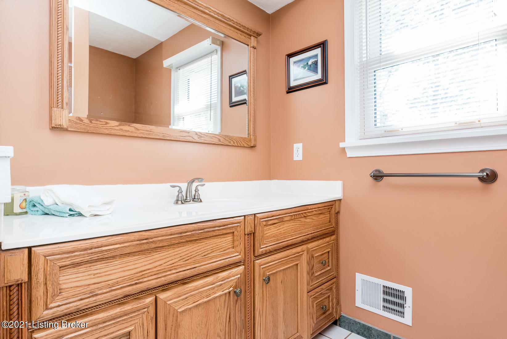 4507 Chenoweth Run Road Louisville, KY 40299 - Photo 41 of 82 Listing-71