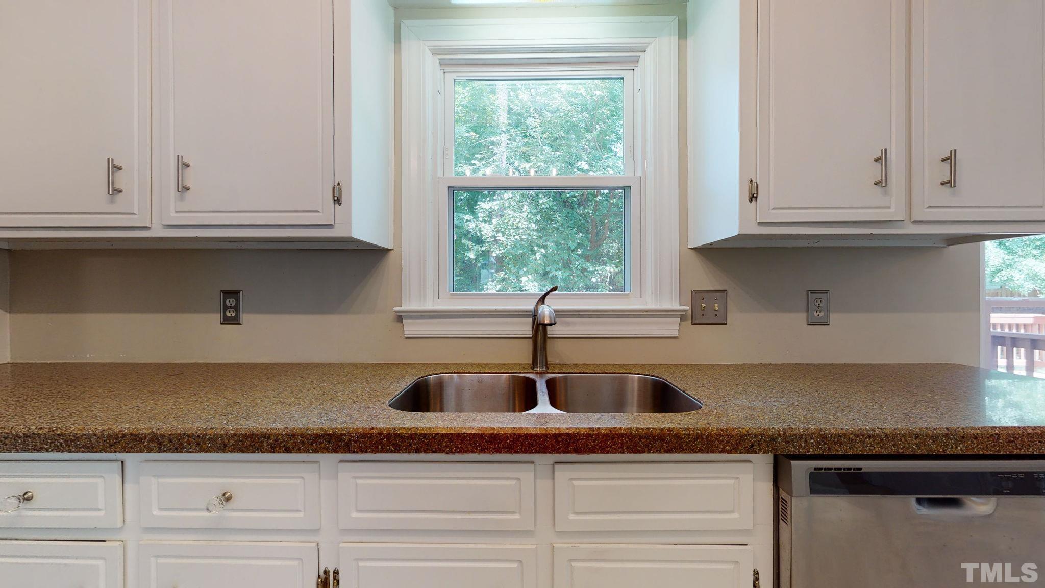 405 Robb Court Raleigh, NC 27615 - Photo 13 of 42 Gallery Image 13