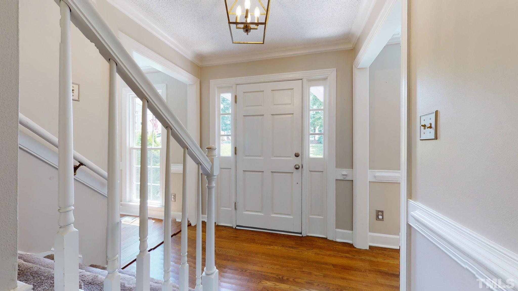 405 Robb Court Raleigh, NC 27615 - Photo 5 of 42 Gallery Image 5