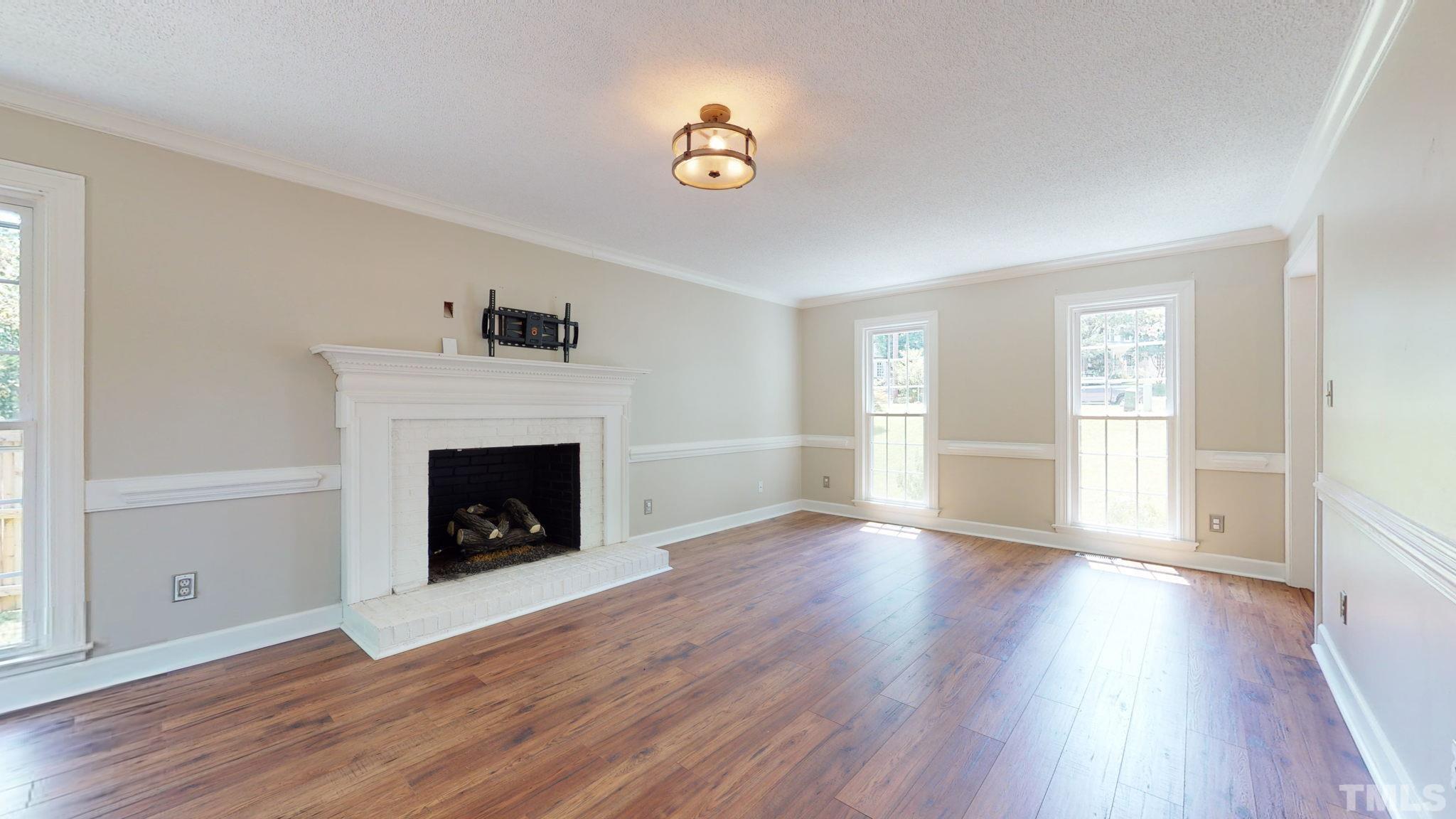 405 Robb Court Raleigh, NC 27615 - Photo 9 of 42 Gallery Image 9