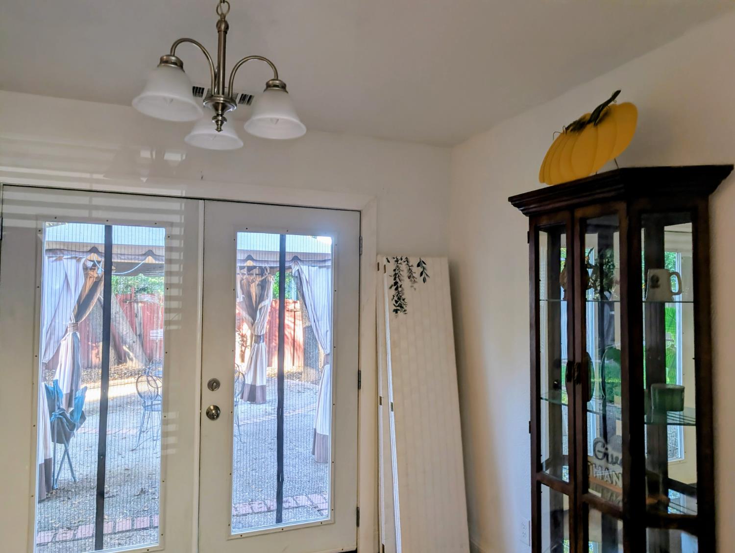 5637 Chris Ann Court Sacramento, CA 95841 - Photo 8 of 23 a view of entryway and hall with wooden floor