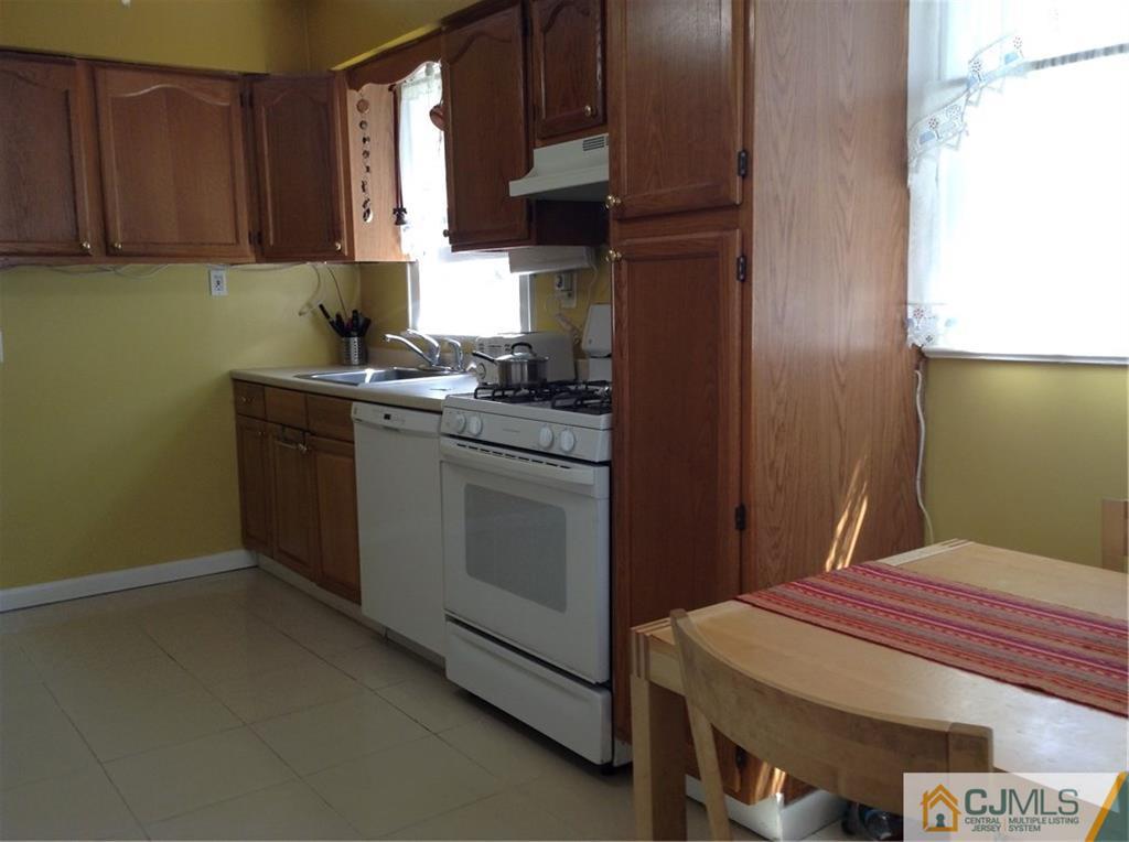 211 Milltown Road East Brunswick, NJ 08816 - Photo 11 of 22 Gallery Image 11