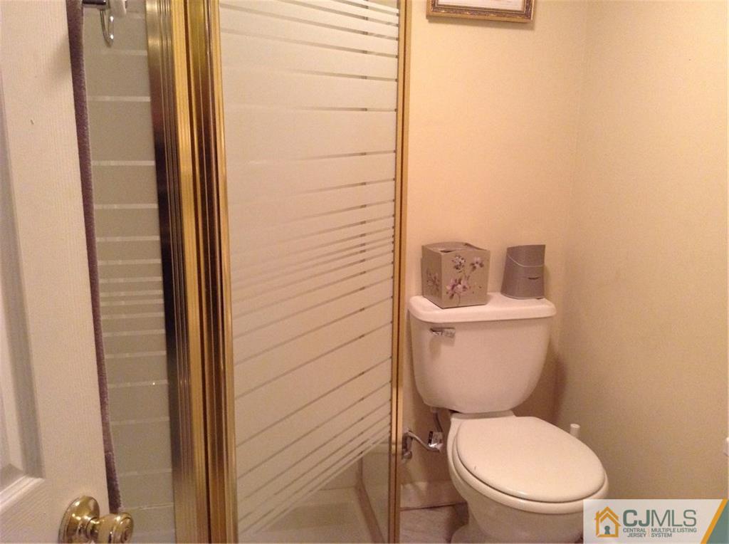 211 Milltown Road East Brunswick, NJ 08816 - Photo 22 of 22 Gallery Image 22
