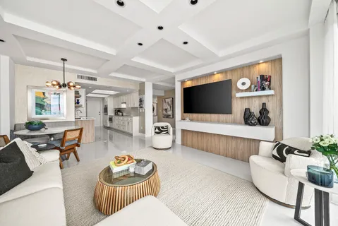 $1,395,000 | 700 South Ocean Boulevard, Unit 705, Boca Raton, FL 33432