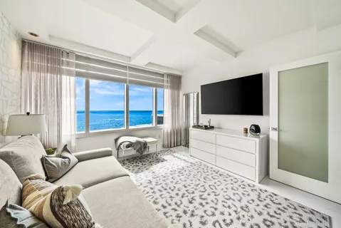 $1,395,000 | 700 South Ocean Boulevard, Unit 705, Boca Raton, FL 33432