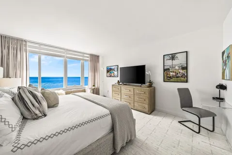 $1,395,000 | 700 South Ocean Boulevard, Unit 705, Boca Raton, FL 33432