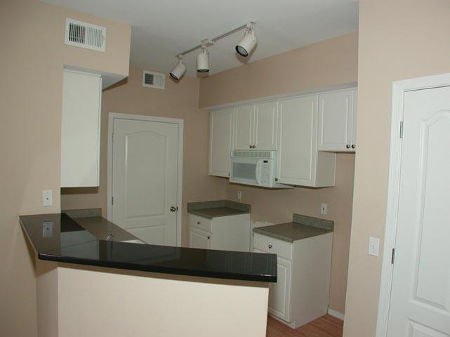 1701 East Colter Street, Unit 267 Phoenix, AZ 85016 - Photo 3 of 6 KI