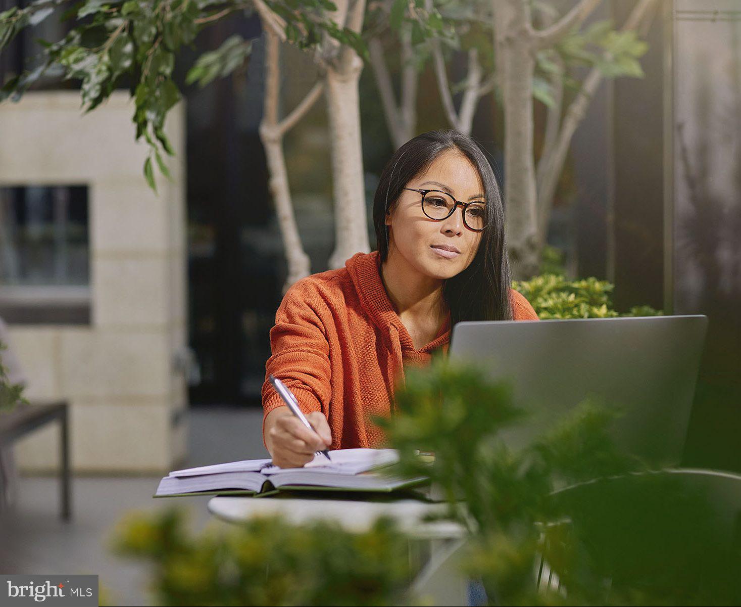 20 Ridge Square Northwest, Unit E620/VARIES Washington, DC 20016 - Photo 18 of 25