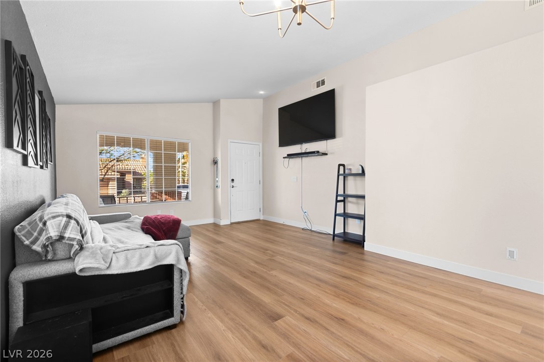 2415 Worchester Road Henderson, NV 89074 - Photo 9 of 39