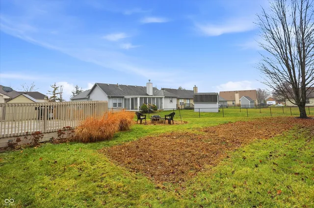 $260,000 | 122 Winfield Park Court, Greenfield, IN 46140
