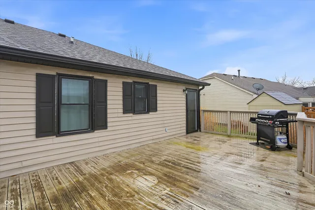 $260,000 | 122 Winfield Park Court, Greenfield, IN 46140