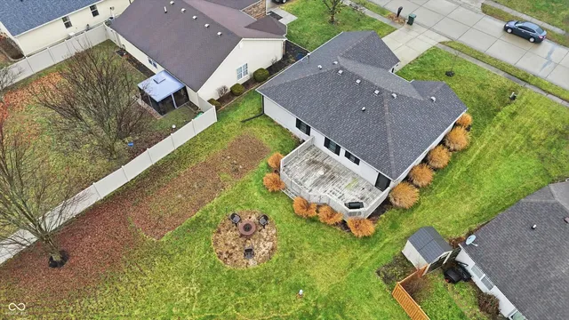 $260,000 | 122 Winfield Park Court, Greenfield, IN 46140