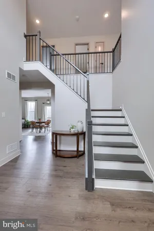 a view of entryway and hall