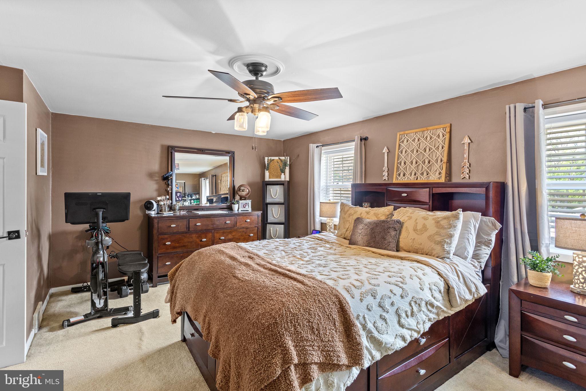 12443 Sweet Briar Road Philadelphia, PA 19154 - Photo 25 of 47 Gallery Image 25