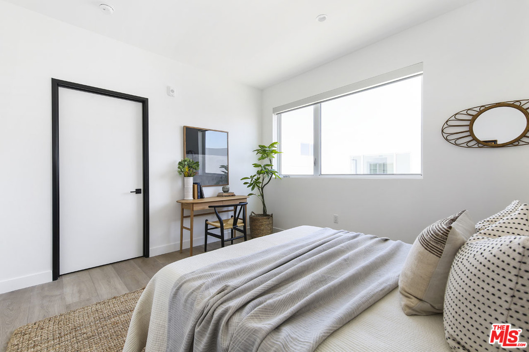 957 Figueroa Terrace, Unit 321 Los Angeles, CA 90012 - Photo 13 of 23