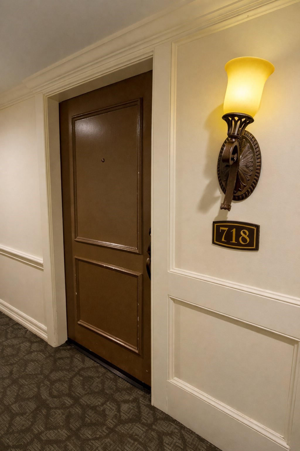 3525 Sage Road, Unit 718 Houston, TX 77056 - Photo 23 of 37