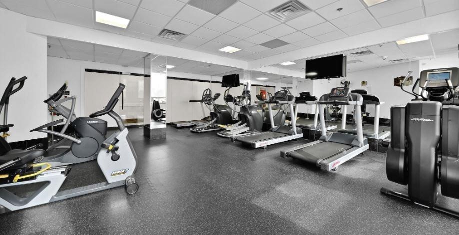 3525 Sage Road, Unit 718 Houston, TX 77056 - Photo 7 of 37