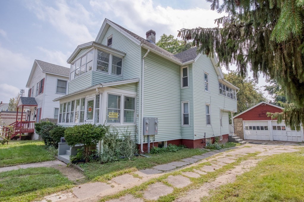 235 Pendleton Avenue Springfield, MA 01109 - Photo 13 of 37