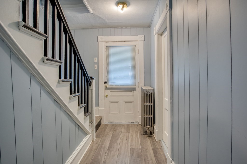 235 Pendleton Avenue Springfield, MA 01109 - Photo 14 of 37