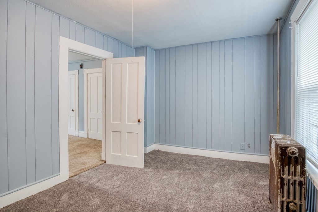 235 Pendleton Avenue Springfield, MA 01109 - Photo 19 of 37