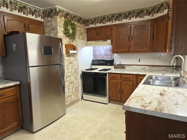 $129,900 | 18 Jennine Drive, Belleville, IL 62226