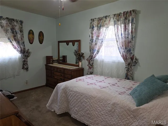 $129,900 | 18 Jennine Drive, Belleville, IL 62226