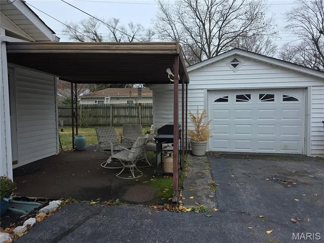 $129,900 | 18 Jennine Drive, Belleville, IL 62226