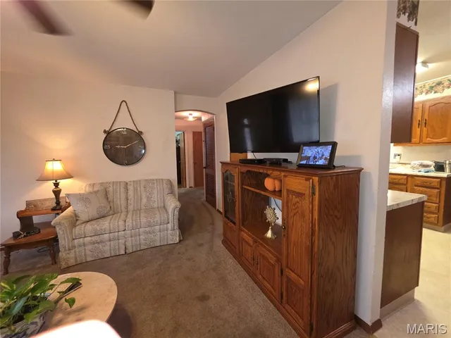 $129,900 | 18 Jennine Drive, Belleville, IL 62226