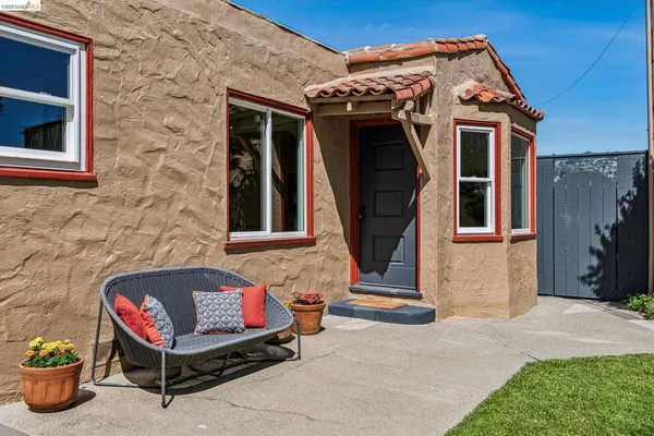 $849,000 | 5705 Panama Avenue, Richmond, CA 94804