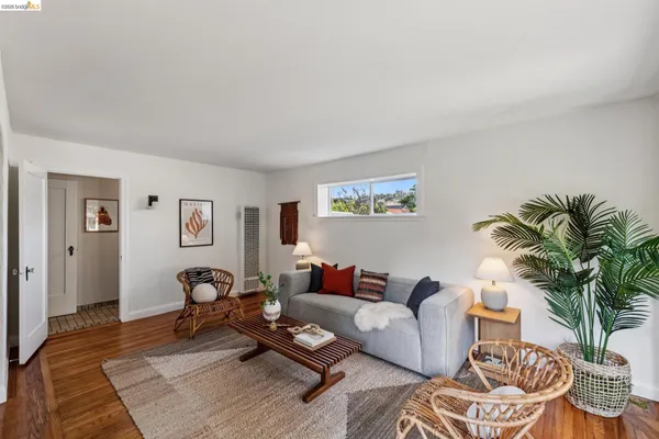 $849,000 | 5705 Panama Avenue, Richmond, CA 94804