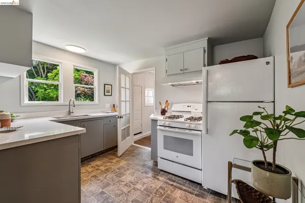 $849,000 | 5705 Panama Avenue, Richmond, CA 94804