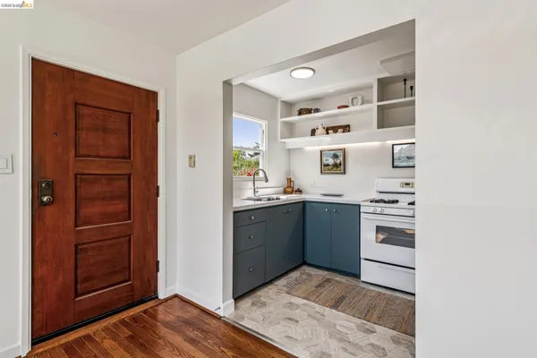 $849,000 | 5705 Panama Avenue, Richmond, CA 94804