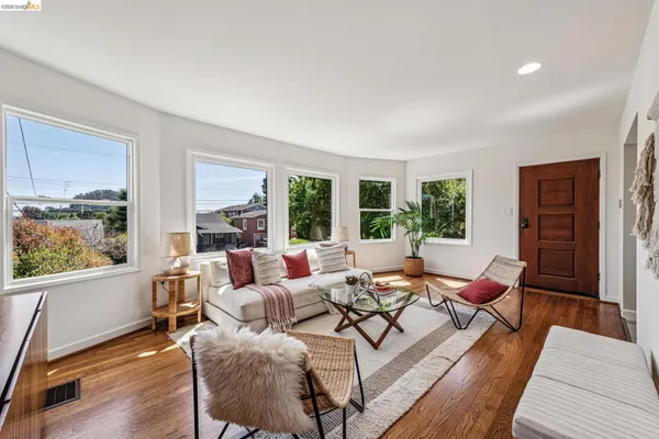 $849,000 | 5705 Panama Avenue, Richmond, CA 94804