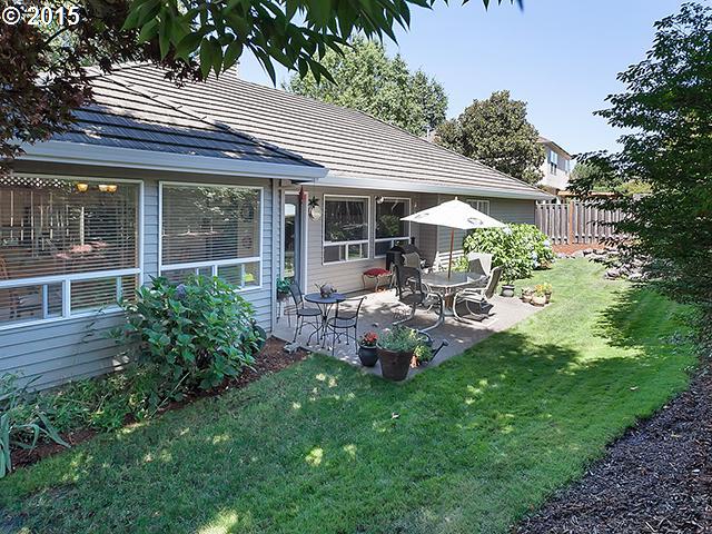 28948 Southwest Meadows Loop Wilsonville, OR 97070 - Photo 15 of 16 Yard