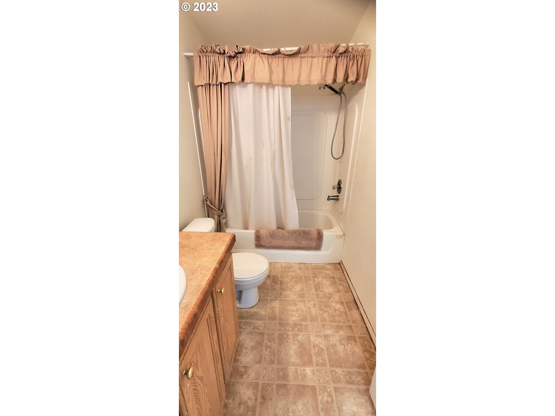 320 Cole Road Mitchell, OR 97750 - Photo 11 of 21 Gallery Image 11