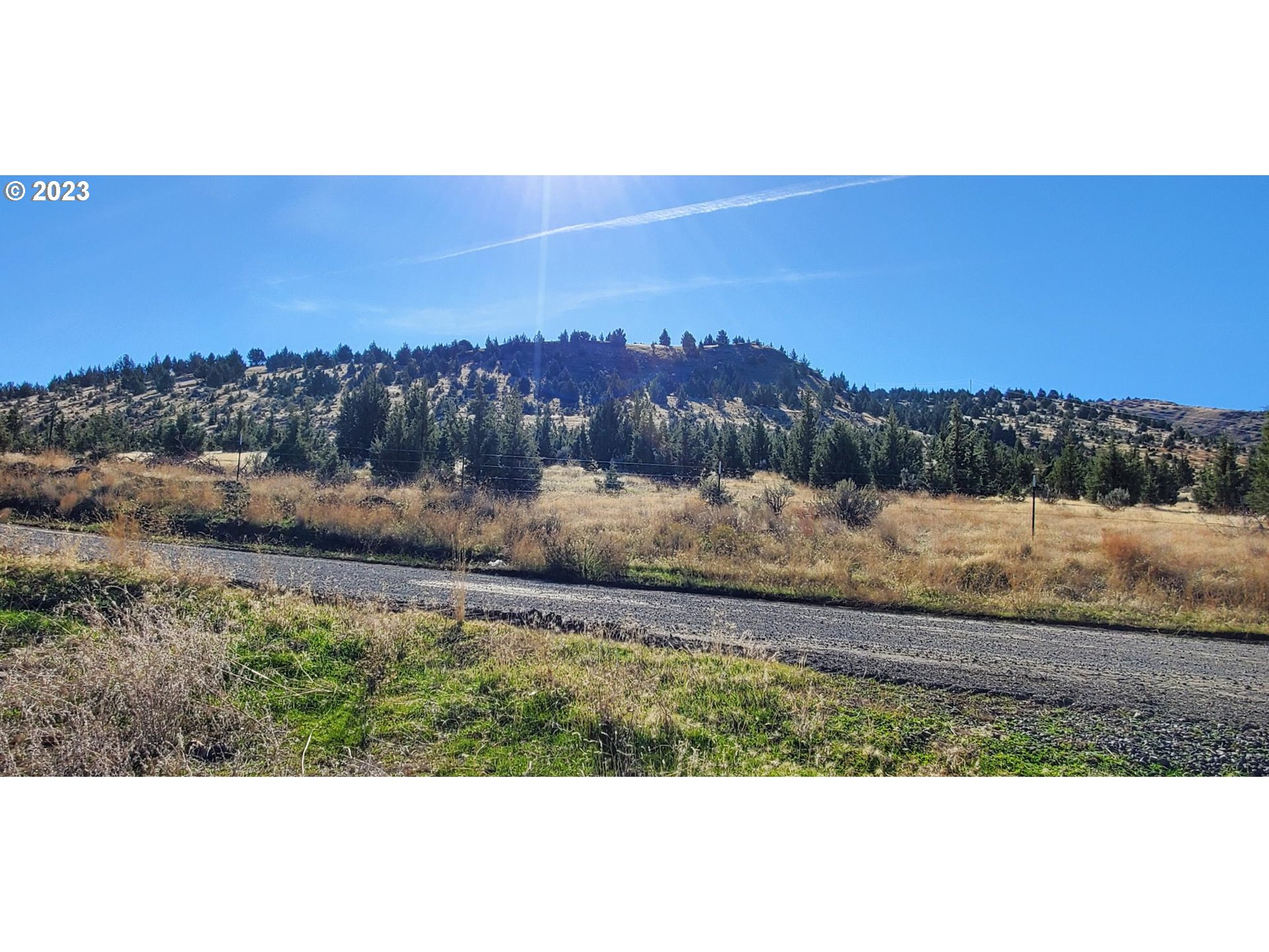 320 Cole Road Mitchell, OR 97750 - Photo 17 of 21 Gallery Image 17
