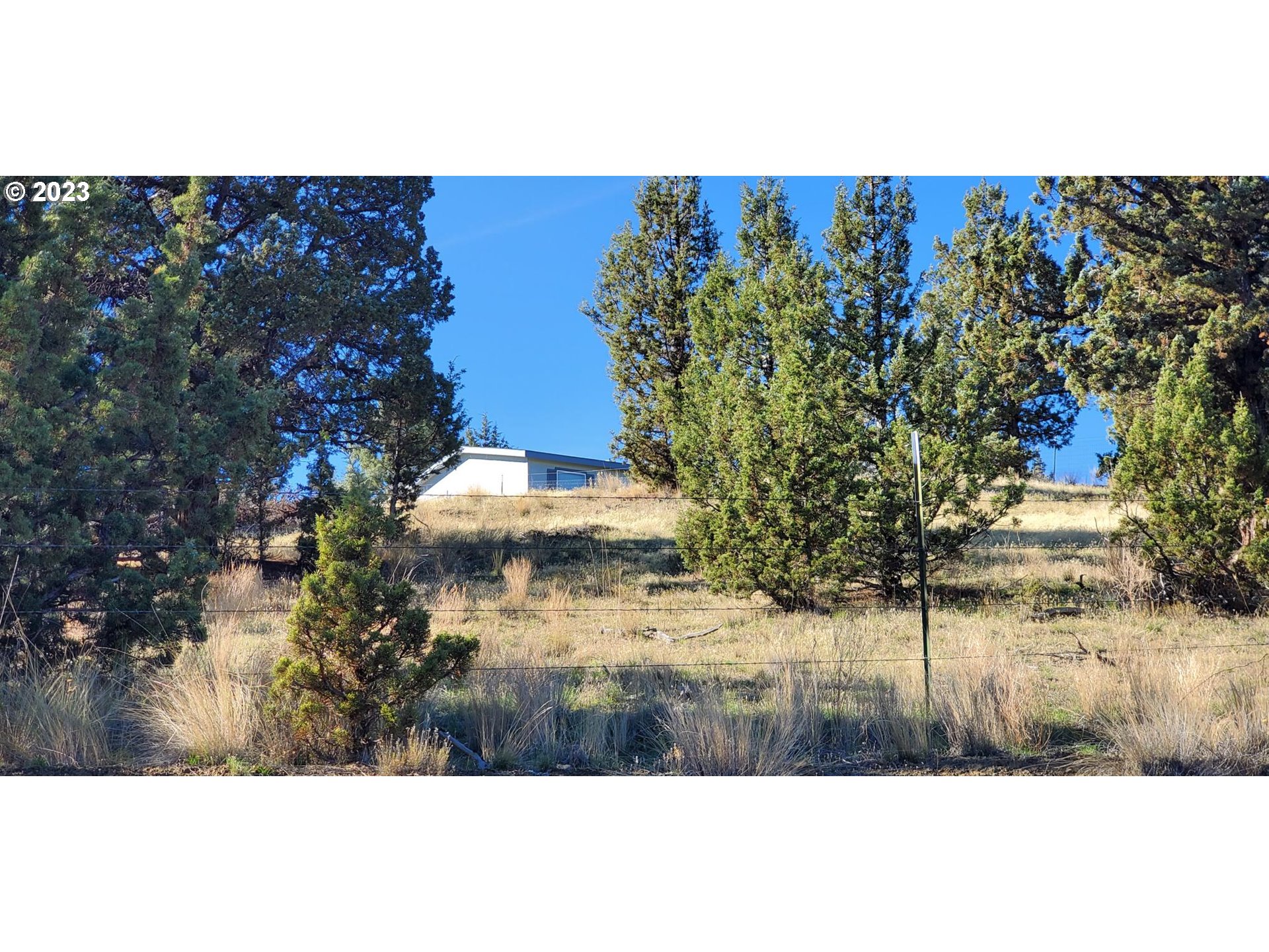 320 Cole Road Mitchell, OR 97750 - Photo 19 of 21 Gallery Image 19