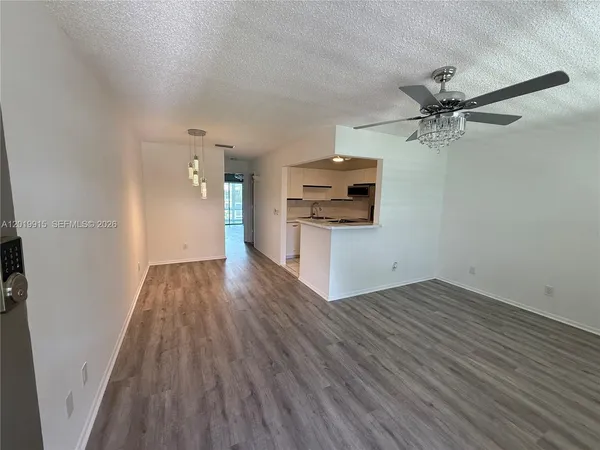 $1,300 | 18 Lake Vista Trail, Unit 204, Port St. Lucie, FL 34952