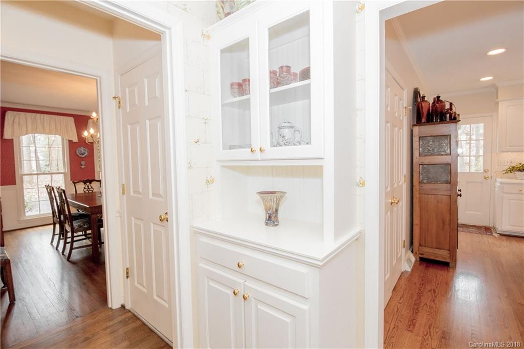 7334 Sardis Road Charlotte, NC 28270 - Photo 14 of 34 Gallery Image 14