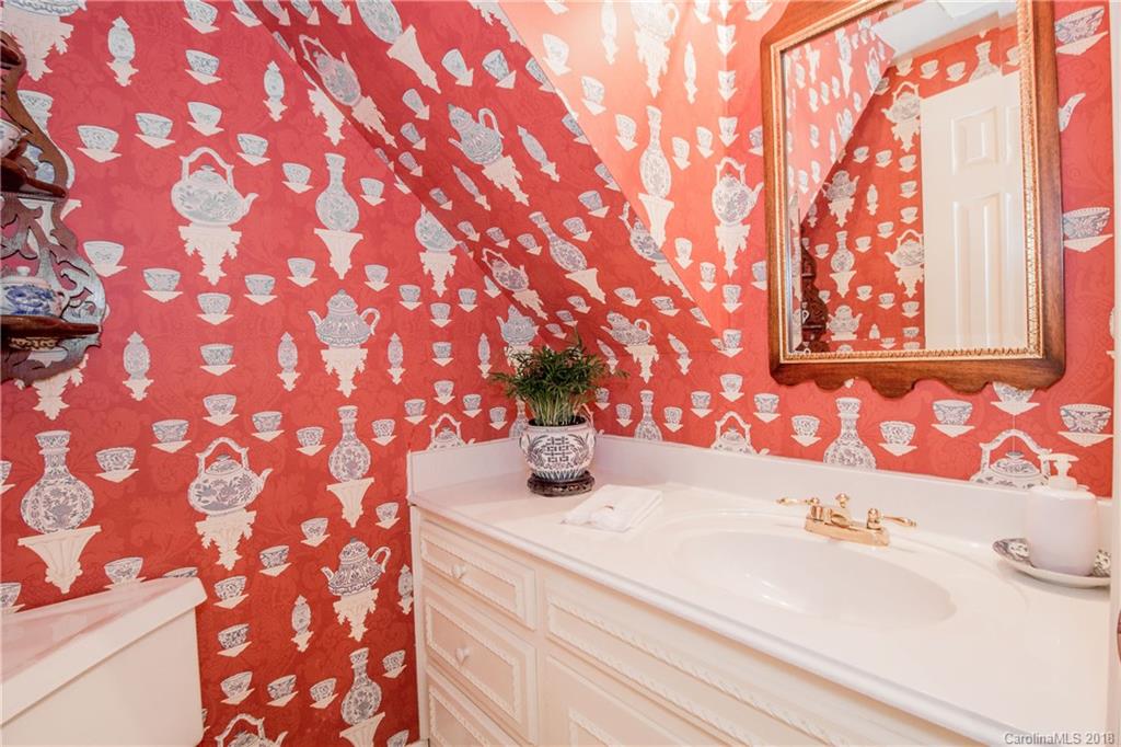 7334 Sardis Road Charlotte, NC 28270 - Photo 17 of 34 Gallery Image 17