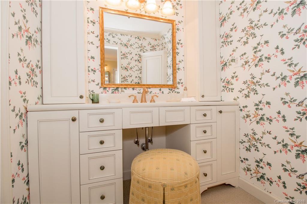 7334 Sardis Road Charlotte, NC 28270 - Photo 19 of 34 Gallery Image 19