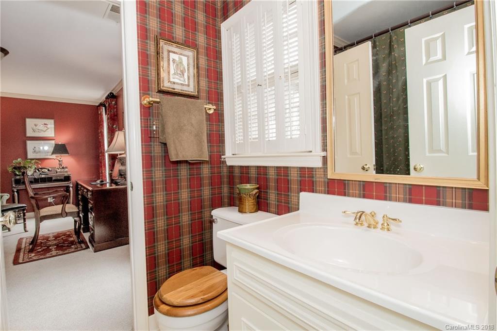 7334 Sardis Road Charlotte, NC 28270 - Photo 23 of 34 Gallery Image 23