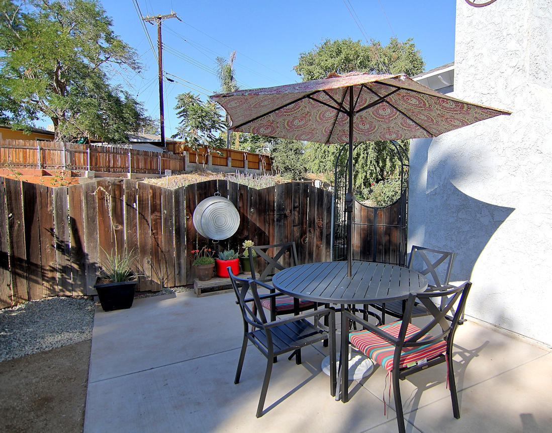 5 Valley Road Oak View, CA 93022 - Photo 26 of 34 25. Patio