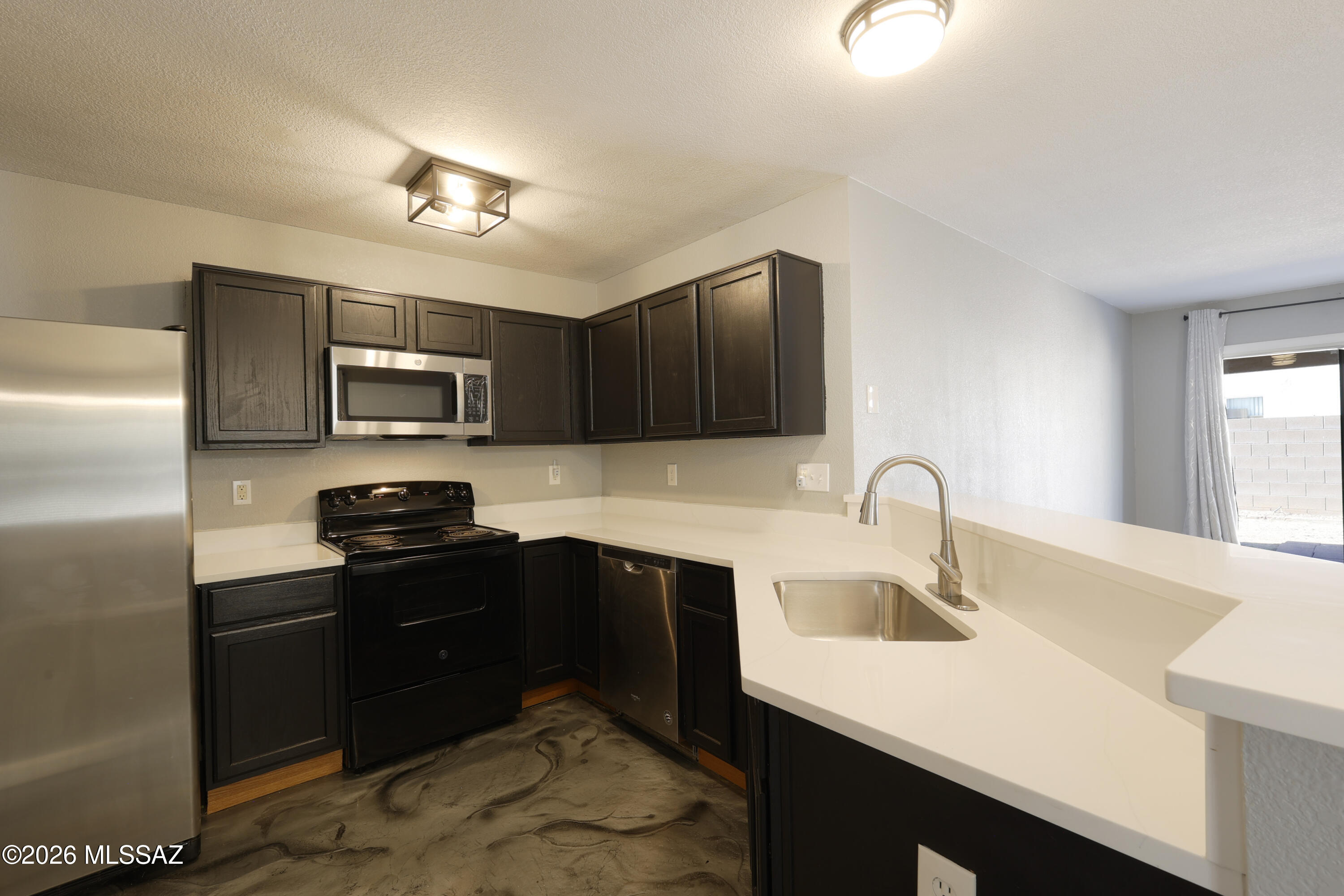 7034 Mitchell Flyer Road Tucson, AZ 85730 - Photo 5 of 25