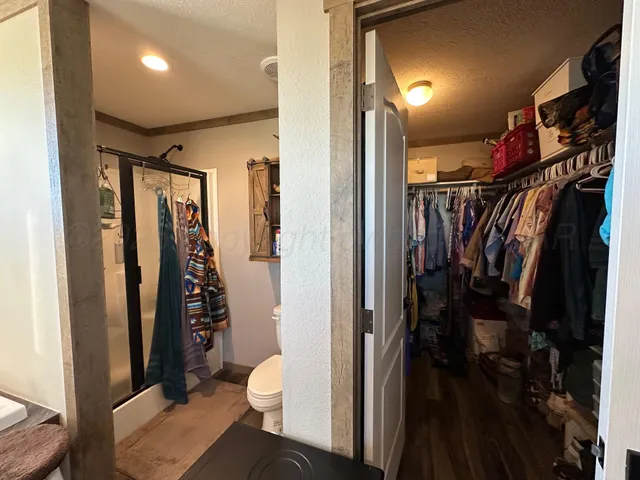 a view of walk in closet