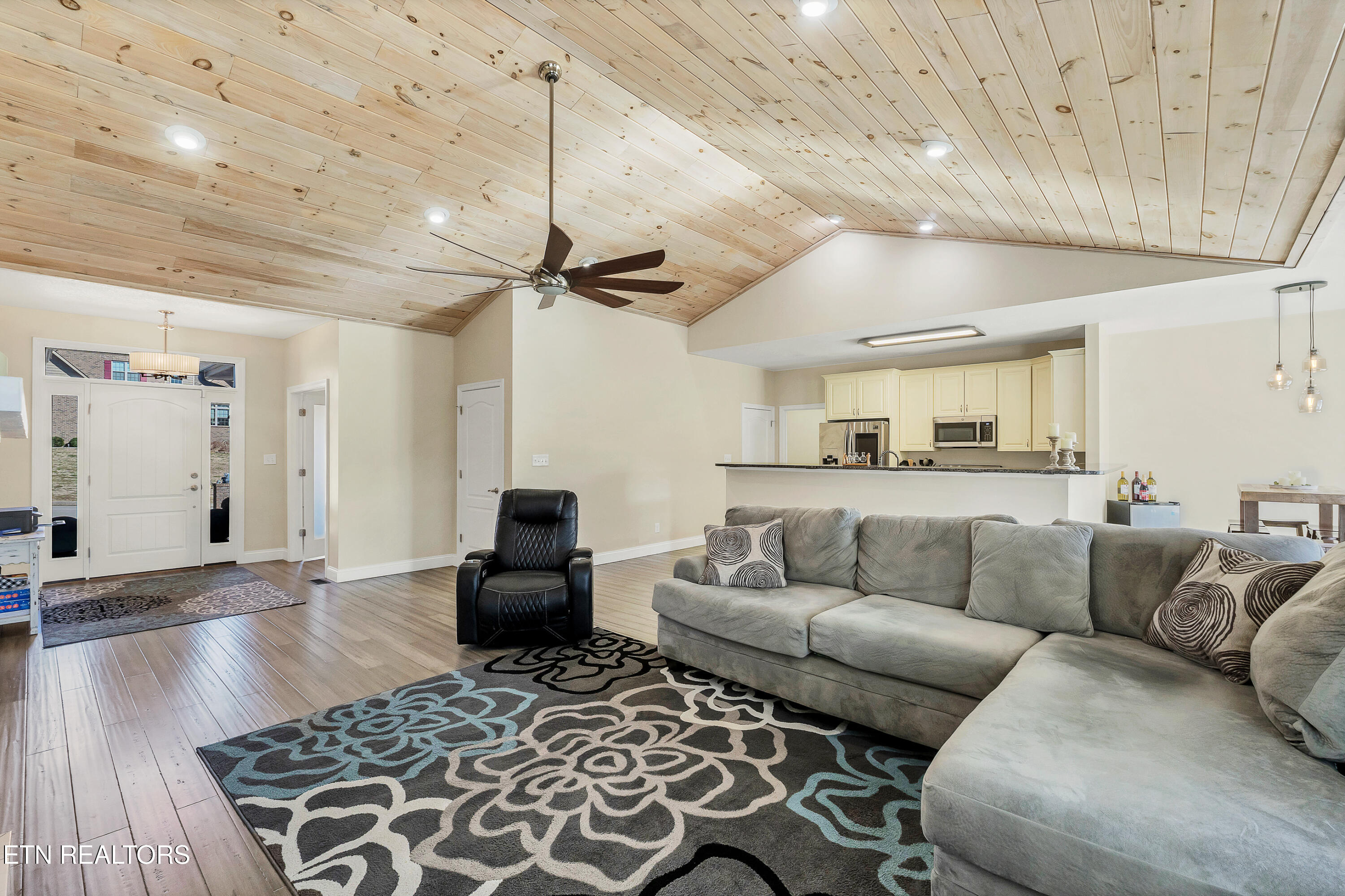 1322 Houston Springs Road Greenback, TN 37742 - Photo 4 of 38 DSC08153