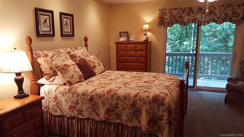 83 Robin Road Brevard, NC 28712 - Photo 12 of 24 Gallery Image 12