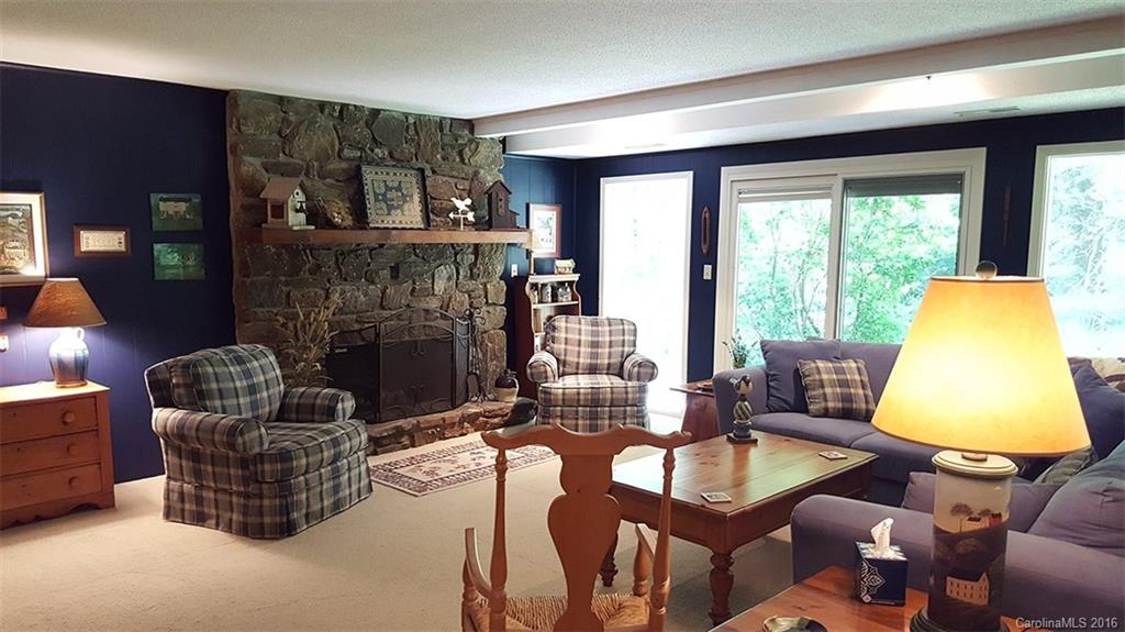 83 Robin Road Brevard, NC 28712 - Photo 14 of 24 Gallery Image 14