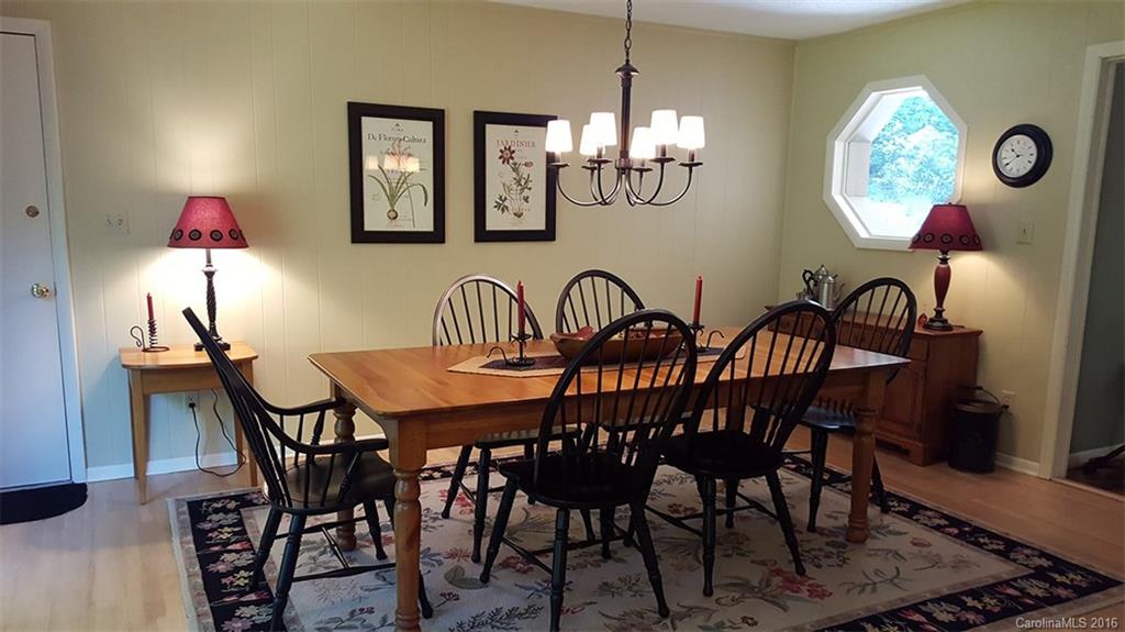 83 Robin Road Brevard, NC 28712 - Photo 9 of 24 Gallery Image 9