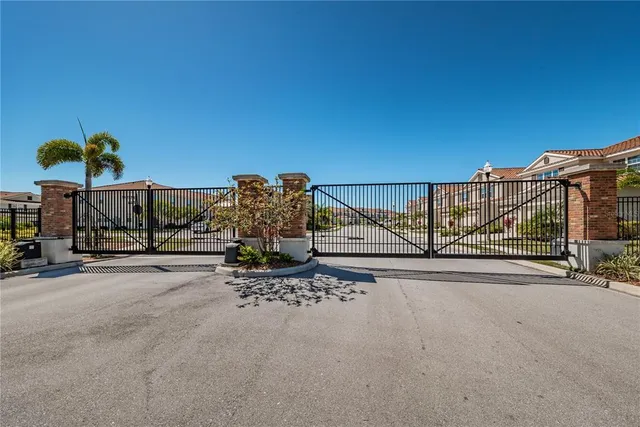 $549,000 | 5225 5th Way North, St. Petersburg, FL 33703